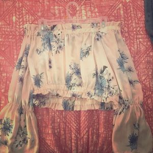 Off the shoulder crop